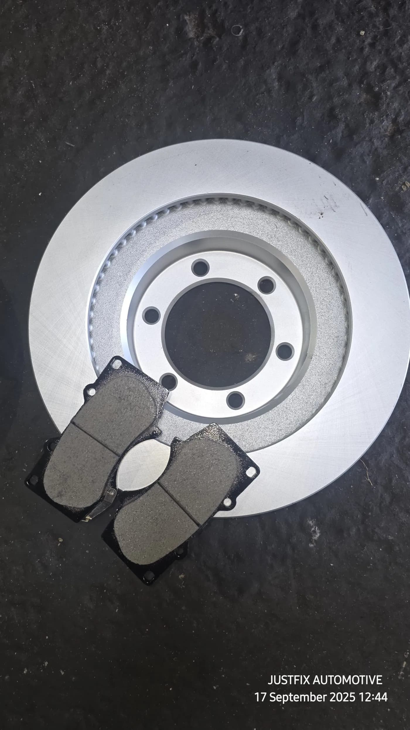Don’t Ignore the Squeal: Your 5-Star Guide to Brake Repairs in Sunshine North
